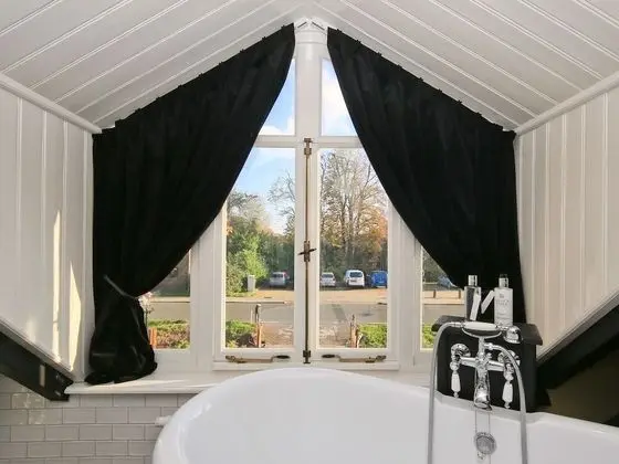 Comfort Tek Büyük Yataklı Oda (Cozy Room)