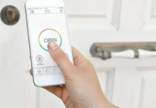 Romantic Stüdyo (Free Bottle of Sparkling Wine)