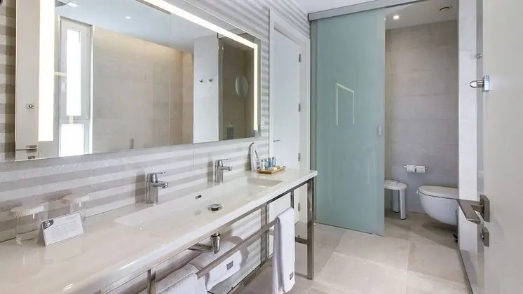 Suite (2 adults + 2 children), Terrace