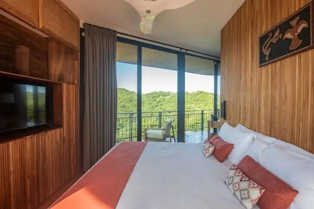 Tropical Forest View Suite