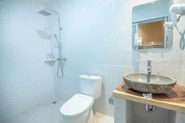 Deluxe Tek Büyük Yataklı Oda (With Sofa Bed)