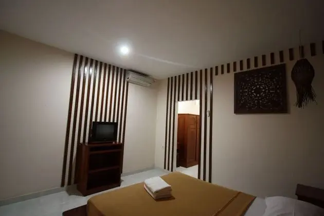 Superior Tek Büyük Yataklı Oda (AC)