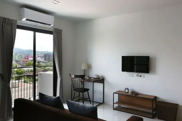 Family Twin Room with Balcony