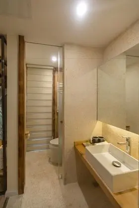 Design Oda, Sıcak Su Havuzu
