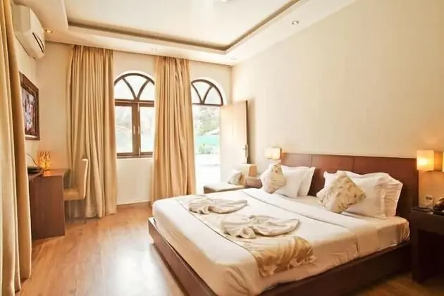Comfort Tek Büyük Yataklı Oda