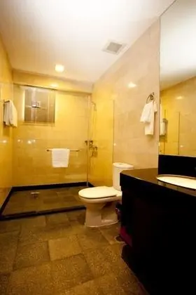 Pietra Suite