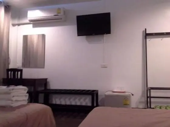 Standard Triple Bed