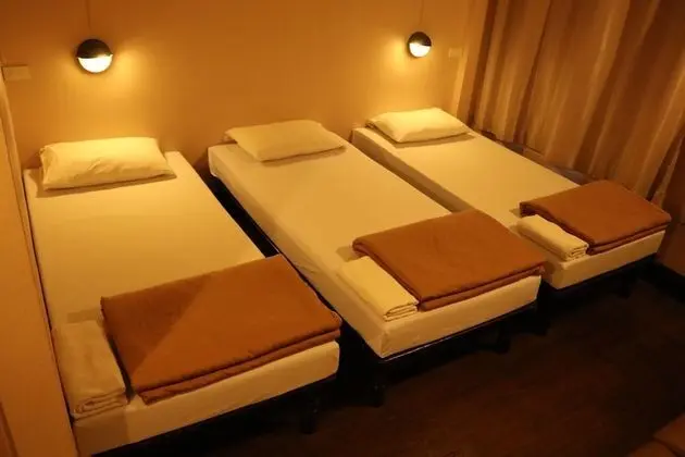 Standard Triple Bed