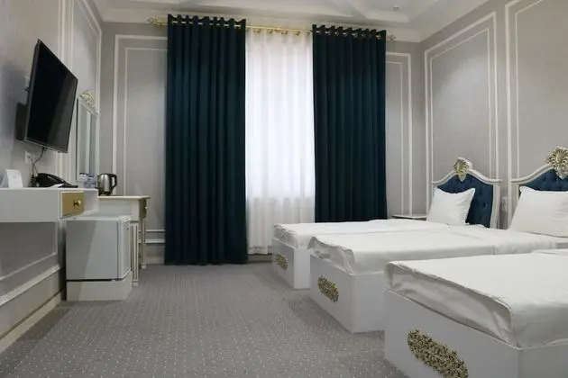 Deluxe Üç Kişilik Oda