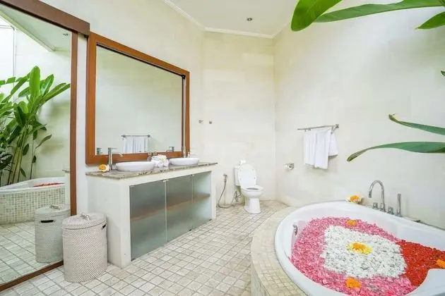 Basic Villa, Birden Çok Yatak