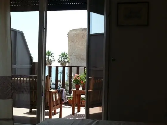 Tek Büyük Yataklı Oda, 1 Büyük (Queen) Boy Yatak, Balkon, Deniz Manzaralı (3)