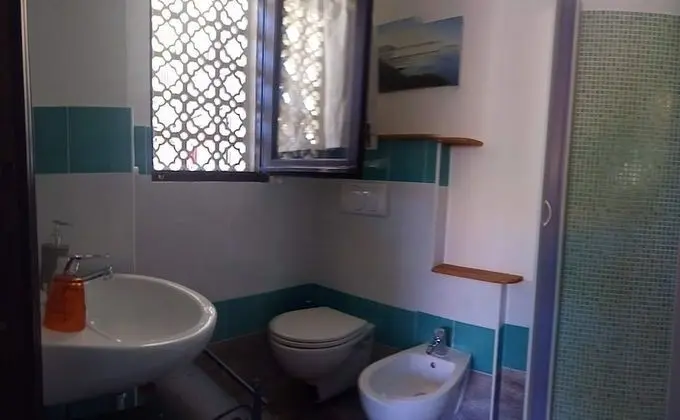 Üç Kişilik Oda, Balkon (1)