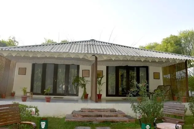 Luxury Oda