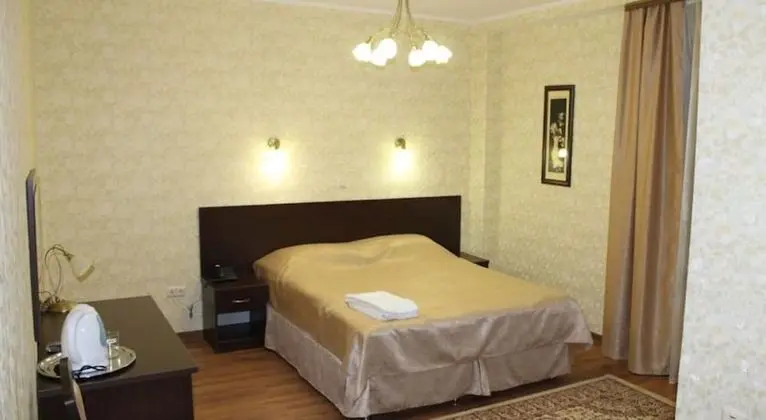 Comfort Tek Büyük veya İki Ayrı Yataklı Oda