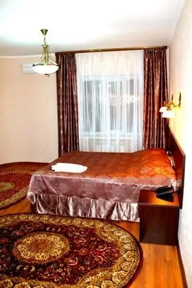 Comfort Tek Büyük veya İki Ayrı Yataklı Oda