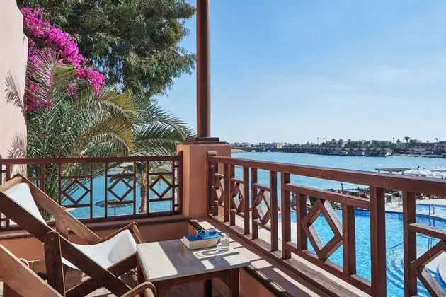 Premium Lagoon view Terrace