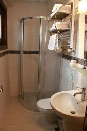 Standard Büyük Yataklı Tek Kişilik Oda, Şehir Manzaralı