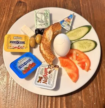 Üç Kişilik Banyolu Oda