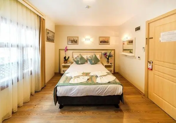 Standart Oda, Şehir Manzaralı