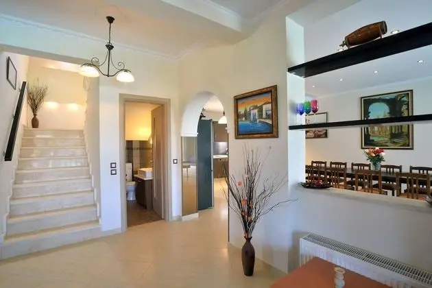 Villa, 4 Yatak Odası, Kişiye Özel Havuzlu