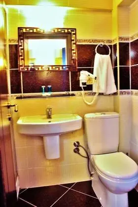 Standard Tek Büyük veya İki Ayrı Yataklı Oda