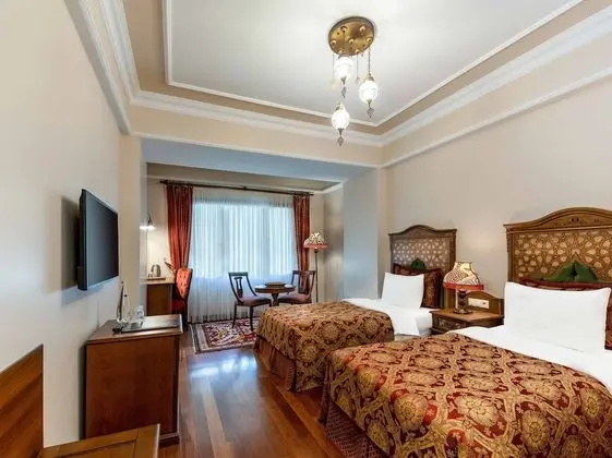 Deluxe Üç Kişilik Oda