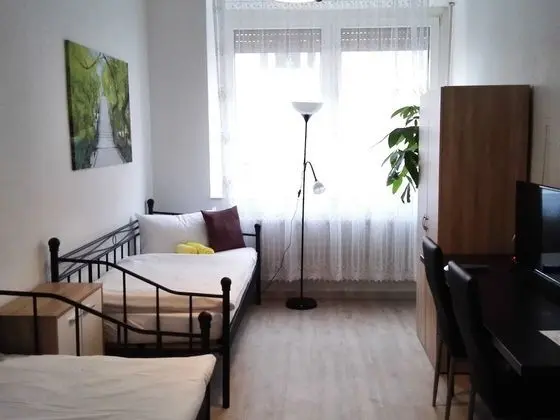 Standard İki Ayrı Yataklı Oda, Ortak Banyo