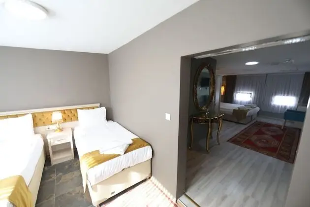 Family Oda (Family Room)