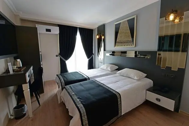 Dört Kişilik Oda, Şehir Manzaralı, Balkonlu