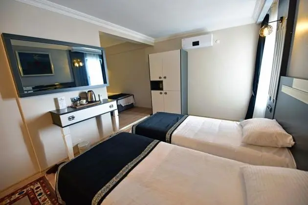 Triple, Şehir Manzaralı, Balkonlu