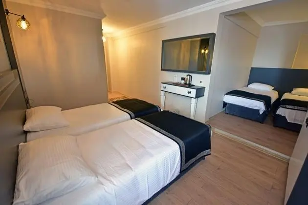 Triple, Şehir Manzaralı, Balkonlu