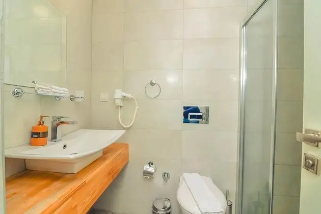 Deluxe Üç Kişilik Oda , Şehir Manzaralı, Klimalı