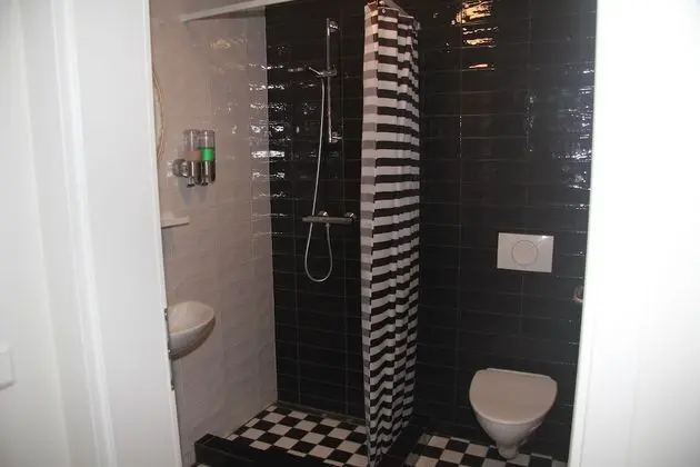 Üç Kişilik Oda, Özel Banyo