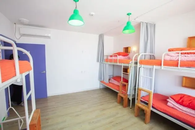 Ortak Ranzalı Oda, Sadece erkekler için (6 Persons)
