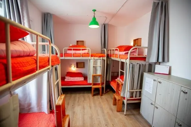 Ortak Ranzalı Oda, Sadece erkekler için (6 Persons)