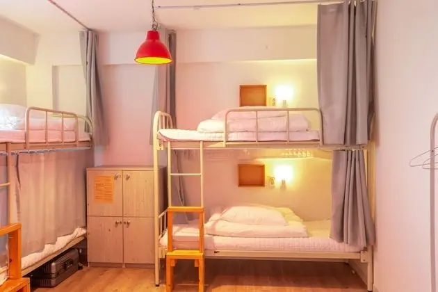 Ortak Ranzalı Oda, Sadece kadınlar için (6 Persons)