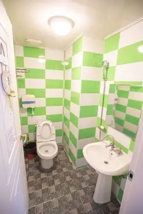 Ortak Ranzalı Oda, Sadece kadınlar için (6 Persons)