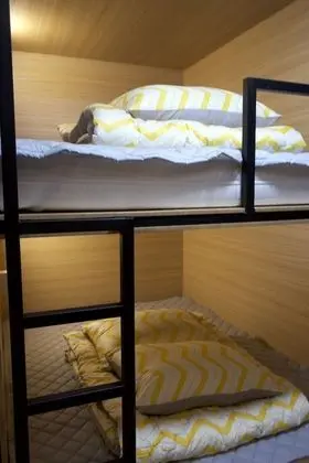Ortak Ranzalı Oda, Sadece kadınlar için (for 4 People)