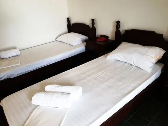 Tek Büyük veya İki Ayrı Yataklı Oda, Deniz Manzaralı