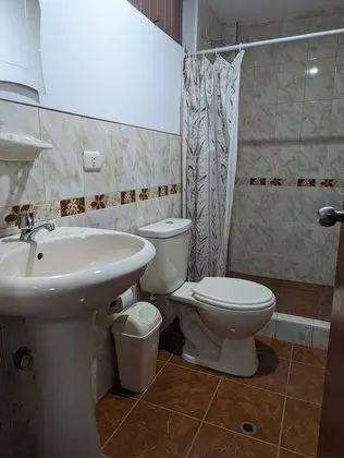 Basic Tek Büyük Yataklı Oda