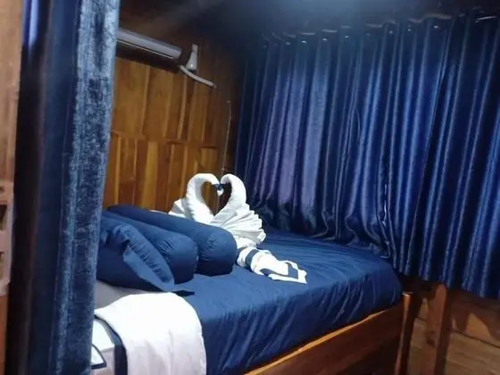 Oda, 4 Yatak Odası (Boathouse)