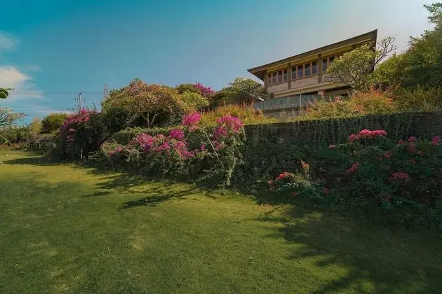 Villa (Gajah)