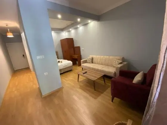 Suite, Bahçe Manzaralı, Balkonlu