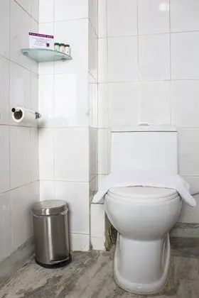 Premium Tek Büyük Yataklı Oda