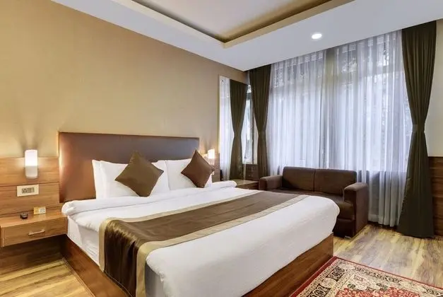 Premium Üç Kişilik Oda