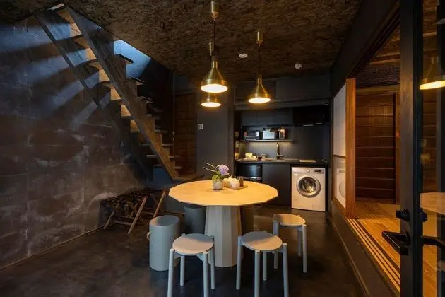 Traditional Ev (Private Vacation Home)