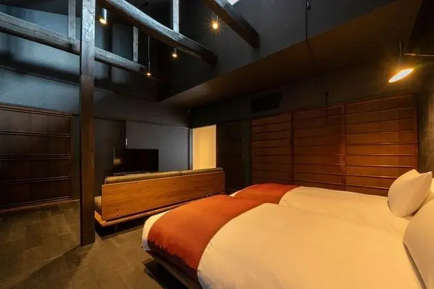 Traditional Ev (Private Vacation Home)