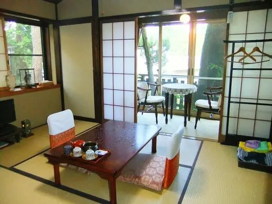 Traditional Oda (Japanese-Style for up to 2 guests)