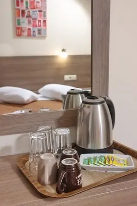 Üç Kişilik Oda, Kısmi Deniz Manzaralı