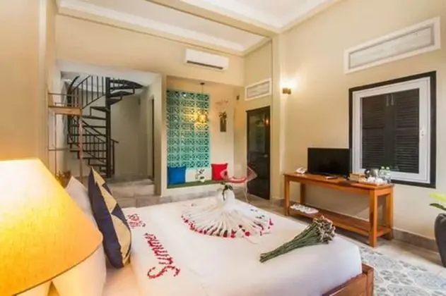 City Tek Büyük Yataklı Oda, 1 En Büyük (King) Boy Yatak, Balkon, Şehir Manzaralı